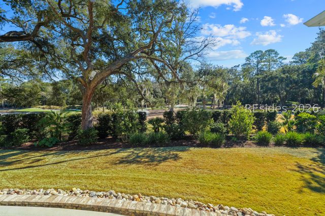12 Jessamine Pl, Hilton Head Island, SC 29928