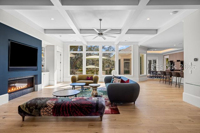 12 Jessamine Pl, Hilton Head Island, SC 29928