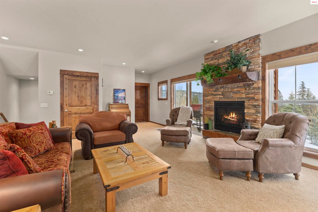 84 Hemlock Lane Unit 401, Sandpoint, ID 83864 photo 14