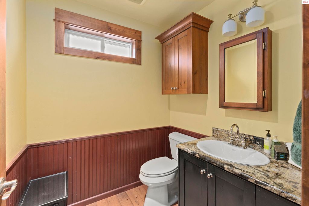 84 Hemlock Lane Unit 401, Sandpoint, ID 83864 photo 17