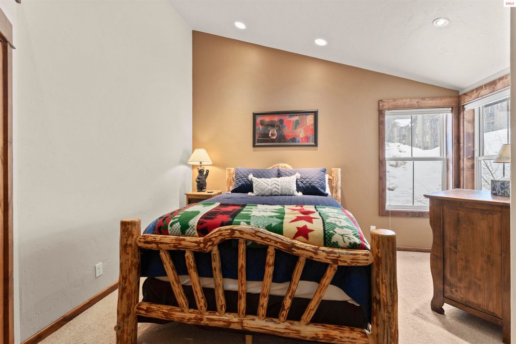 84 Hemlock Lane Unit 401, Sandpoint, ID 83864 photo 20