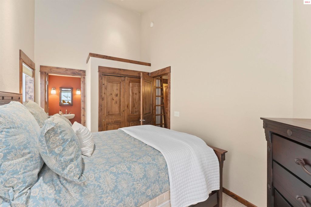 84 Hemlock Lane Unit 401, Sandpoint, ID 83864 photo 22