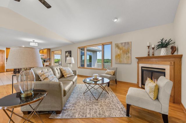 440 Kuntz Drive, Independence, MN 55359