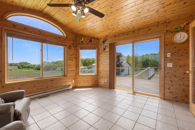 440 Kuntz Drive, Independence, MN 55359