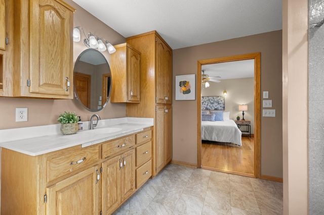 440 Kuntz Drive, Independence, MN 55359