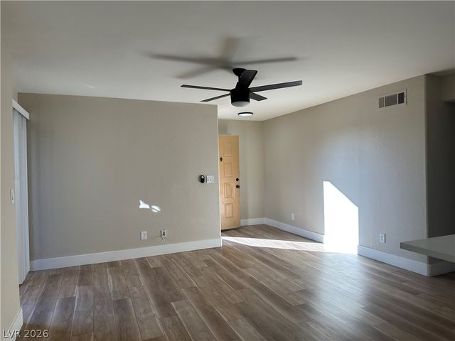 2982 Juniper Hills Boulevard 101, Las Vegas, NV 89142