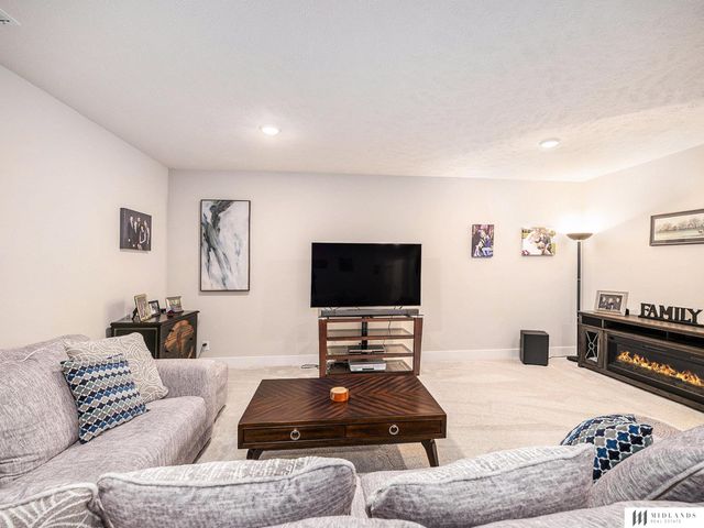 11535 S 191 Street, Gretna, NE 68028