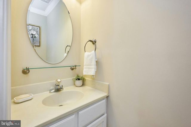 8310 EWING PL, Manassas, VA 20109