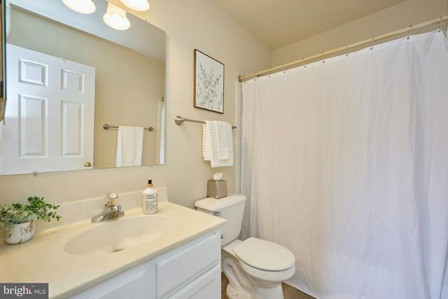 8310 EWING PL, Manassas, VA 20109