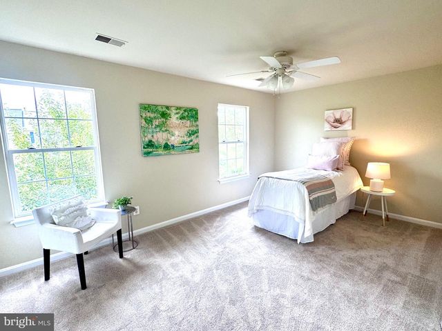 8310 EWING PL, Manassas, VA 20109