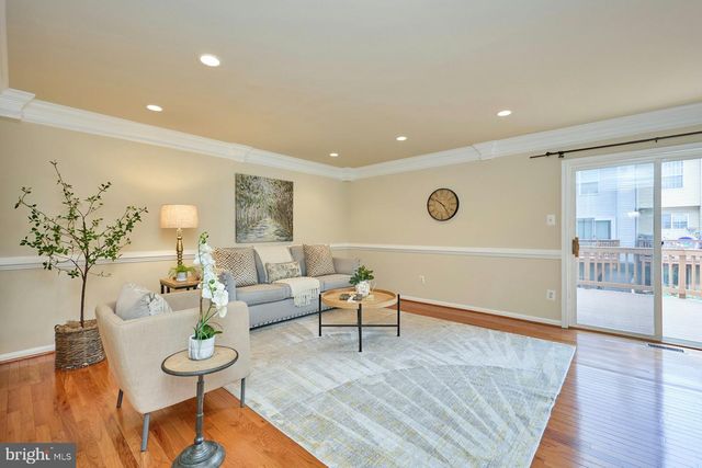 8310 EWING PL, Manassas, VA 20109