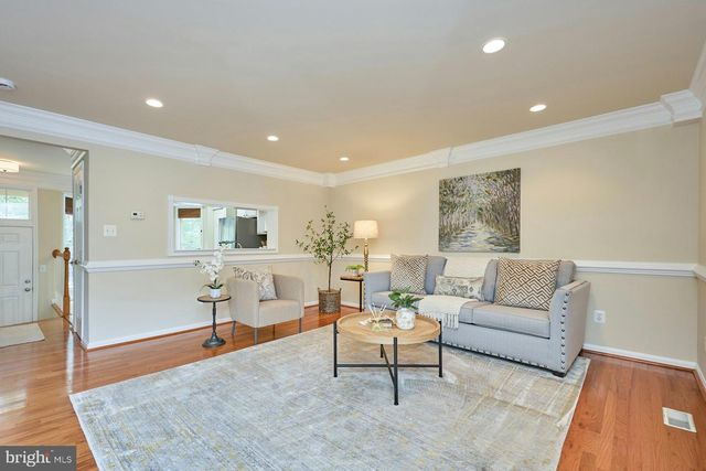 8310 EWING PL, Manassas, VA 20109