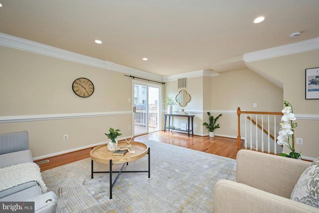 8310 EWING PL, Manassas, VA 20109