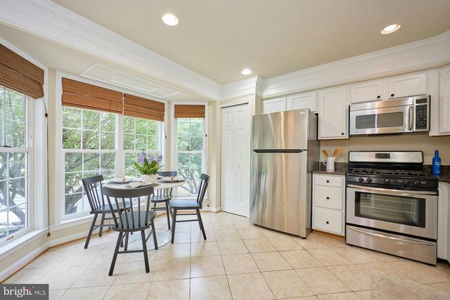8310 EWING PL, Manassas, VA 20109