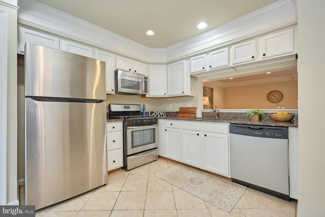 8310 EWING PL, Manassas, VA 20109