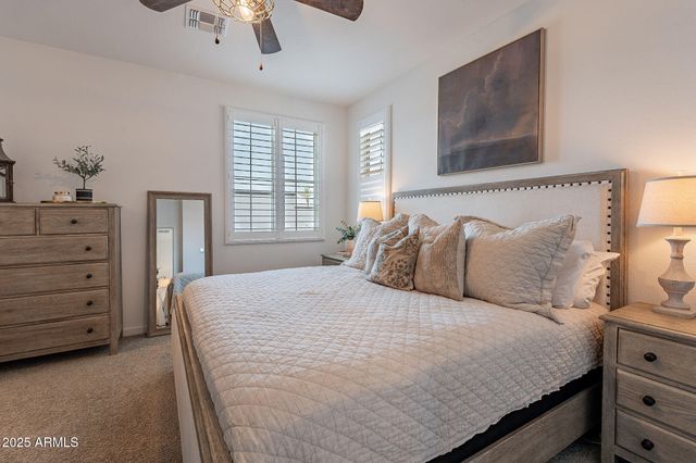 1055 W DIAMONDBACK Drive, Chandler, AZ 85286