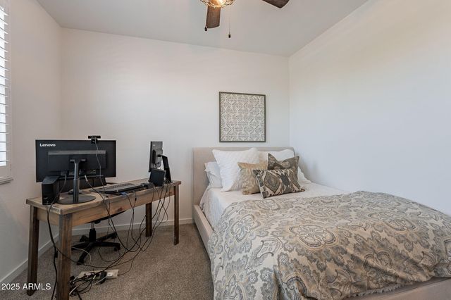 1055 W DIAMONDBACK Drive, Chandler, AZ 85286