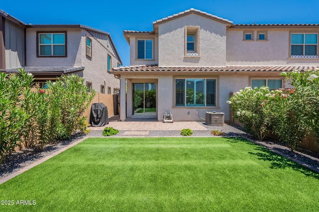 1055 W DIAMONDBACK Drive, Chandler, AZ 85286