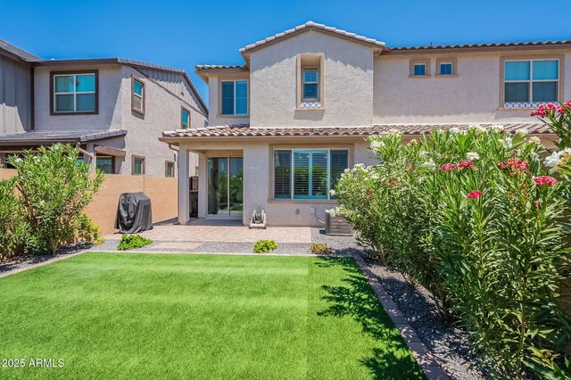 1055 W DIAMONDBACK Drive, Chandler, AZ 85286