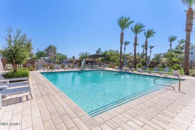 1055 W DIAMONDBACK Drive, Chandler, AZ 85286