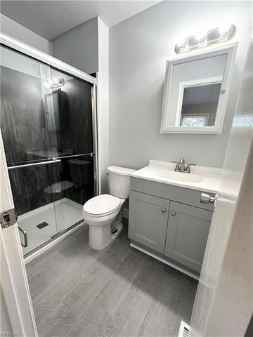 3231 Saxon PL, Virginia Beach, VA 23453