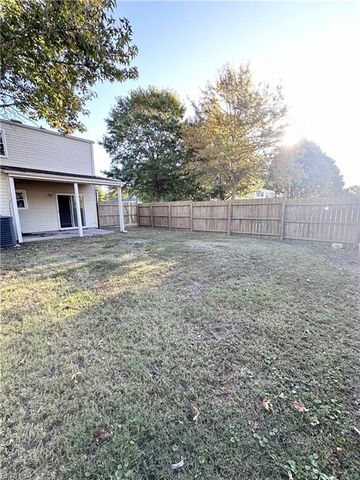 3231 Saxon PL, Virginia Beach, VA 23453