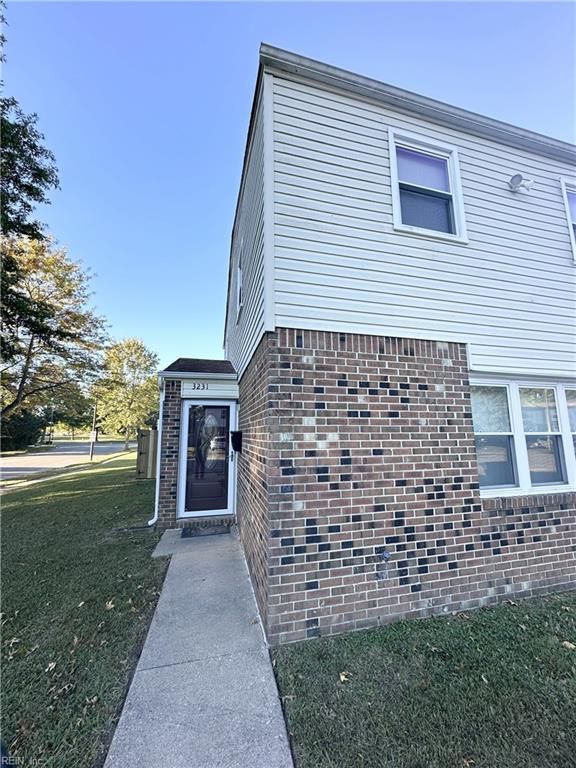 3231 Saxon PL, Virginia Beach, VA 23453