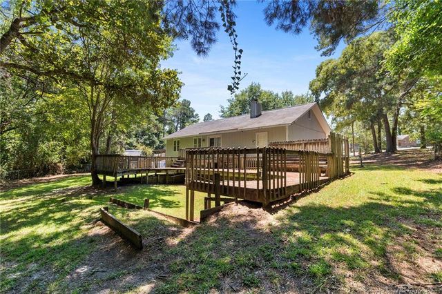 5517 Lawnwood Drive, Fayetteville, NC 28304