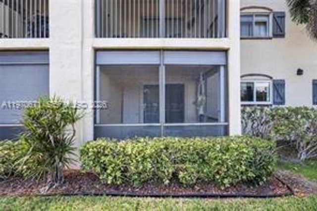 257 S Cypress Rd 403, Pompano Beach, FL 33060