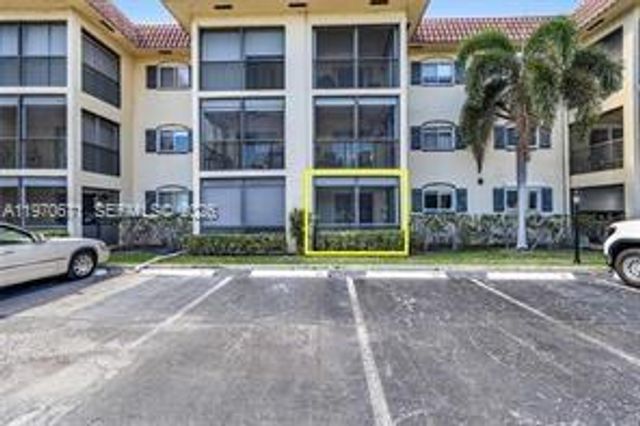 257 S Cypress Rd 403, Pompano Beach, FL 33060