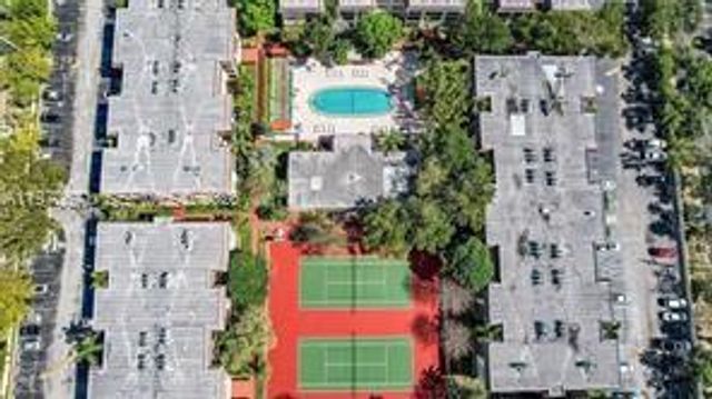 257 S Cypress Rd 403, Pompano Beach, FL 33060