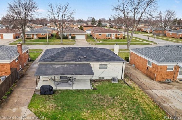 23440 Playview Street, St. Clair Shores, MI 48082