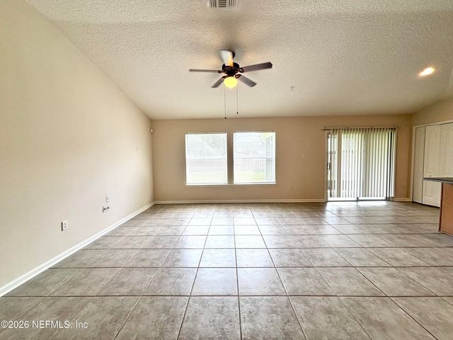 2515 CRESTDALE Court, Middleburg, FL 32068
