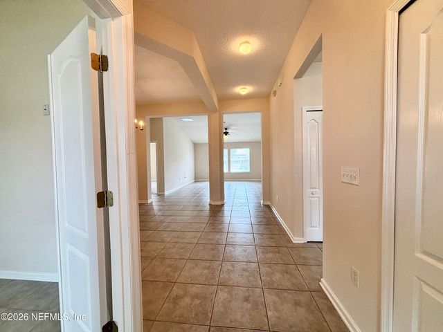 2515 CRESTDALE Court, Middleburg, FL 32068