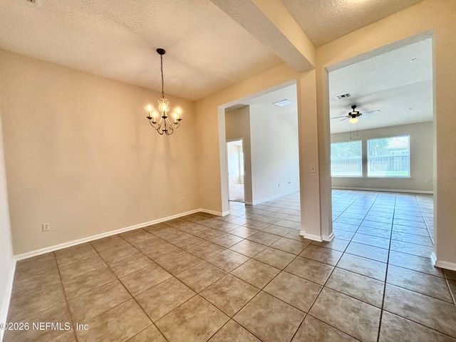 2515 CRESTDALE Court, Middleburg, FL 32068