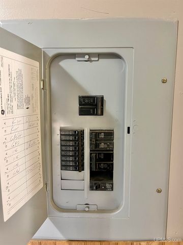 8467 P.5 Road, Gladstone, MI 49837