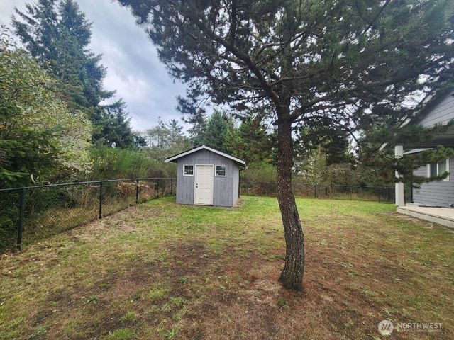 640 Lake Island Avenue SE, Ocean Shores, WA 98569