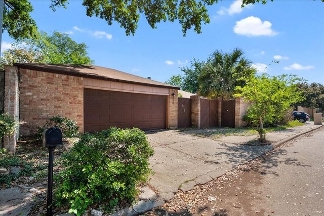 8342 Silvan Wind Lane, Houston, TX 77040
