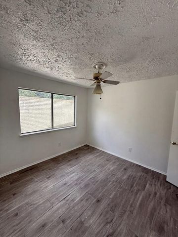 8342 Silvan Wind Lane, Houston, TX 77040