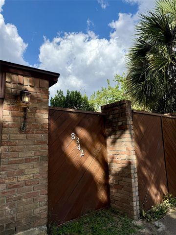 8342 Silvan Wind Lane, Houston, TX 77040