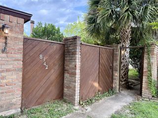 8342 Silvan Wind Lane, Houston, TX 77040
