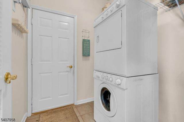 6 Bayard Rd, Franklin Twp., NJ 08873