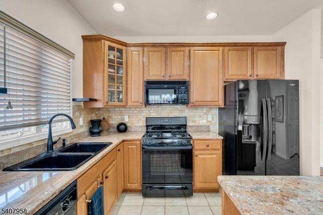 6 Bayard Rd, Franklin Twp., NJ 08873