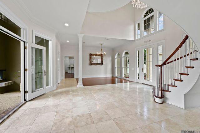 3234 Silver Sand Dr, Baton Rouge, LA 70816