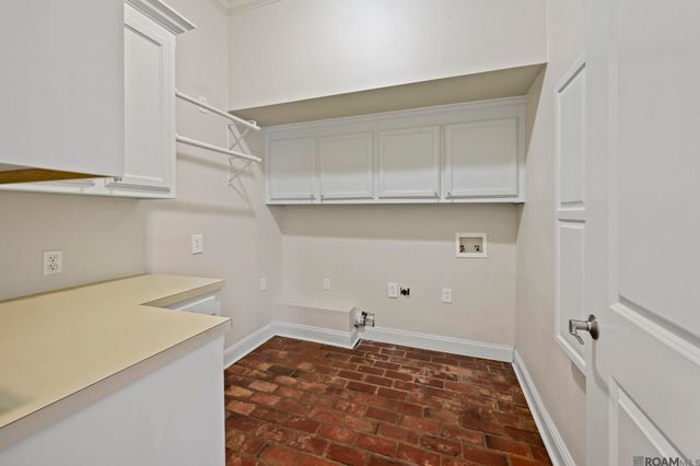 3234 Silver Sand Dr, Baton Rouge, LA 70816