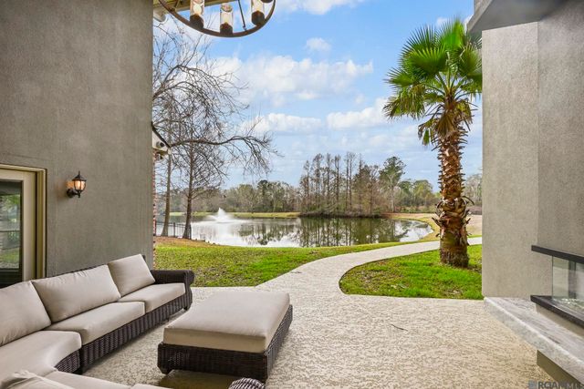 3234 Silver Sand Dr, Baton Rouge, LA 70816