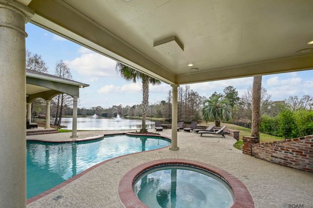 3234 Silver Sand Dr, Baton Rouge, LA 70816