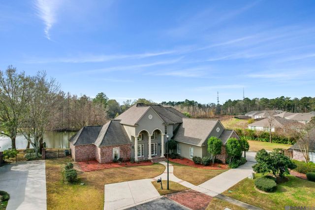 3234 Silver Sand Dr, Baton Rouge, LA 70816