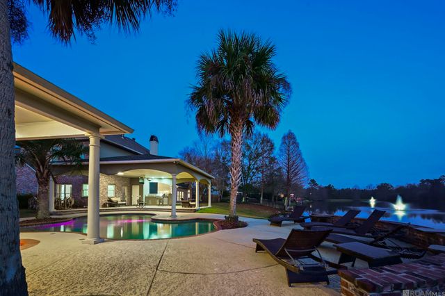 3234 Silver Sand Dr, Baton Rouge, LA 70816