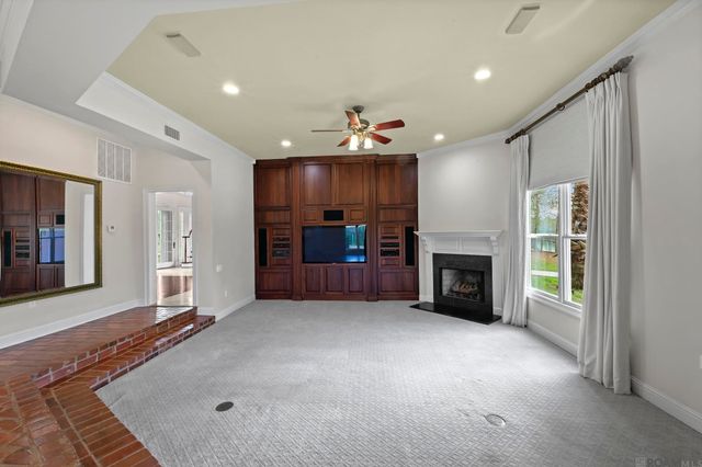 3234 Silver Sand Dr, Baton Rouge, LA 70816